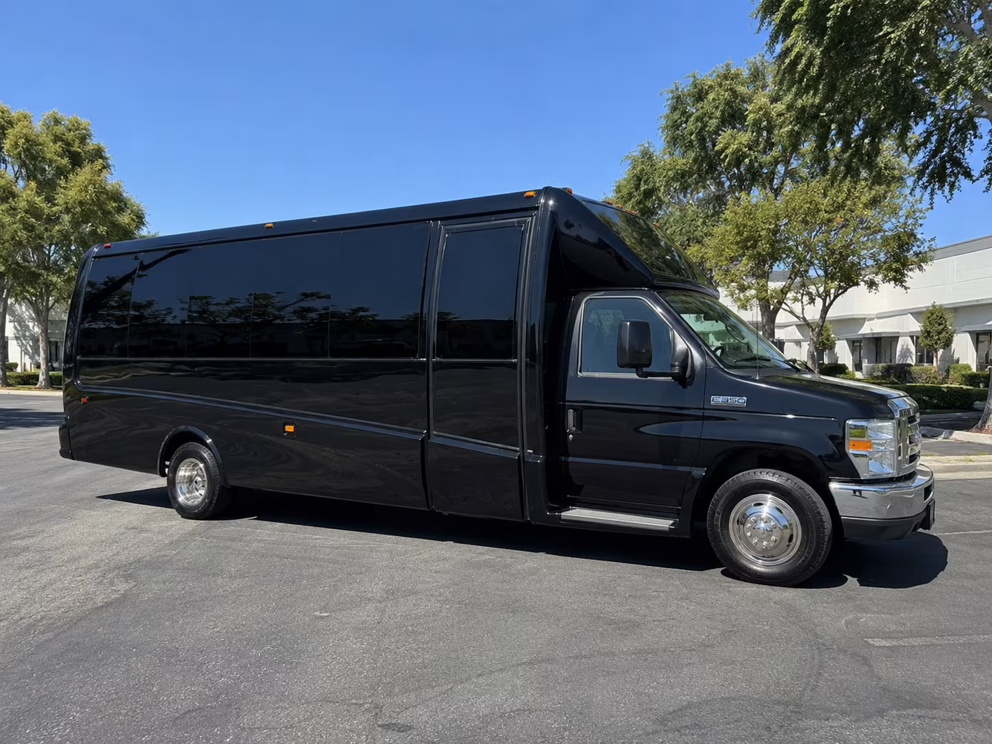 birthday party buses for waco bar crawls and nightlife runs