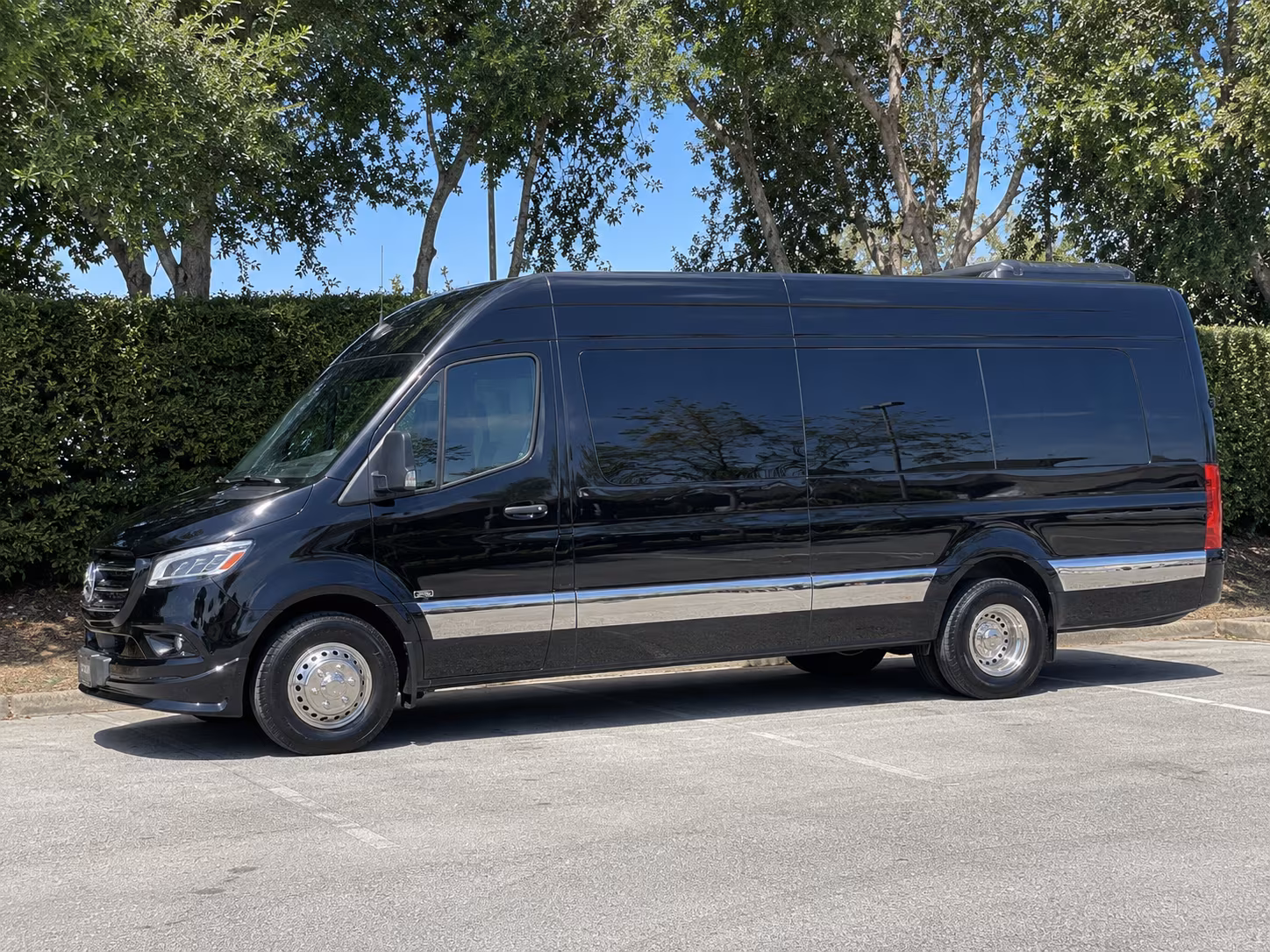 easily book transportation for your next bachelor or bachelorette party 3
