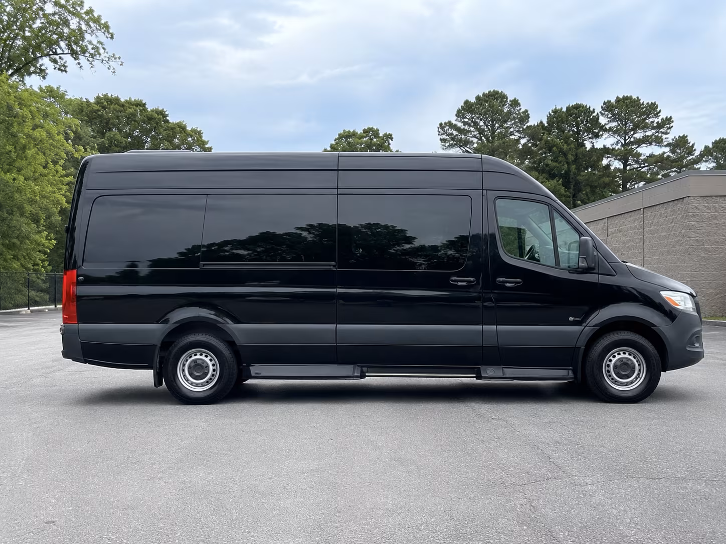 easily book transportation for your next wedding 4